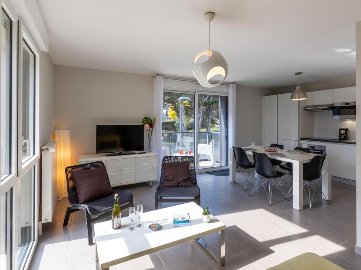 Les Cypres By Interhome Appartement